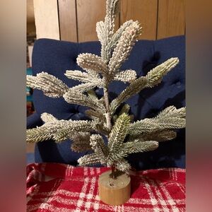Mini Christmas Tree with Flocked Branches and Wooden Base